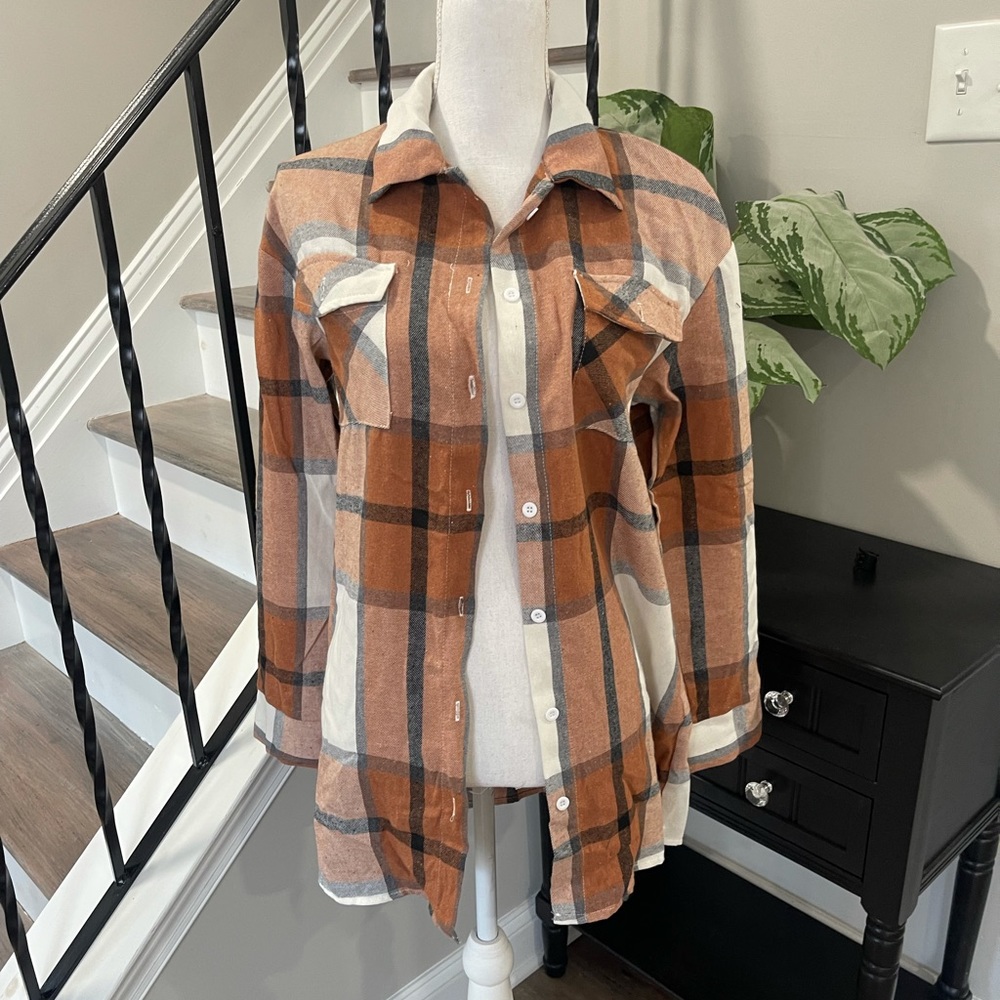 BROWN GRAY TAN FLANNEL BUTTON DOWN TOP SIZE SMALL NEW WITHOUT TAGS